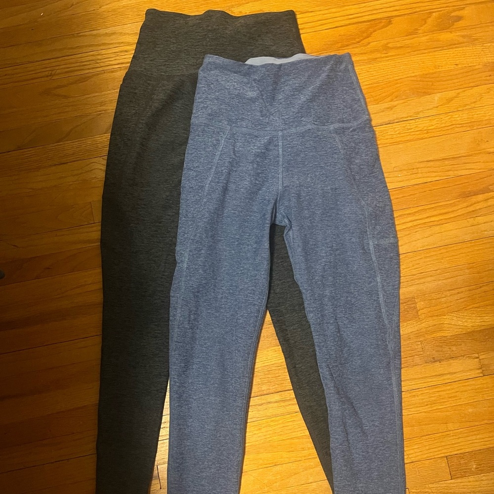 TWO PAIRS Beyond Yoga Spacedye Caught in the Midi high-waisted 7/8 leggings